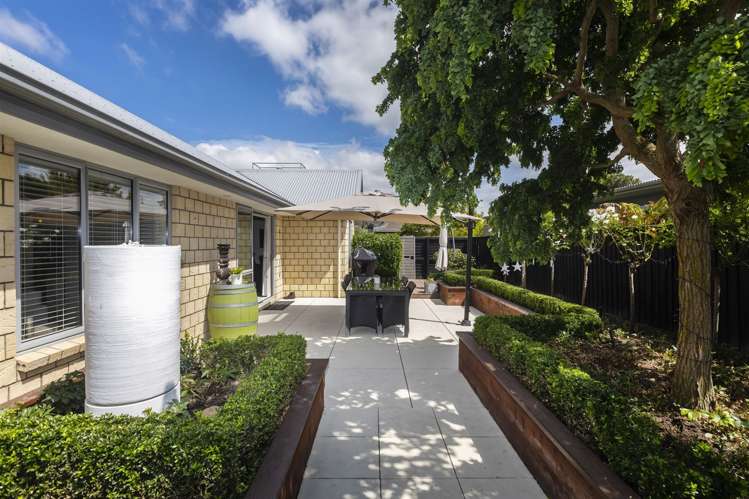 43 Applefield Court Northwood_24