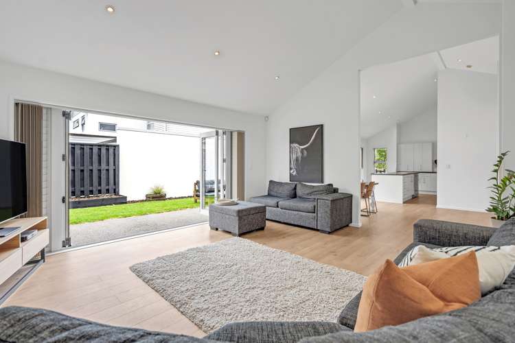 9 Ridge View Crescent Pukekohe_7