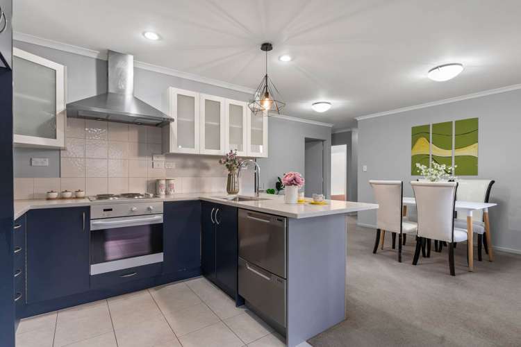 3 Tussock Avenue Mangere_6