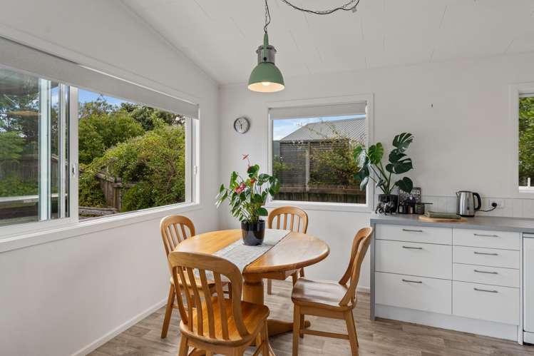 16 Karaka Street Otaki Beach_9
