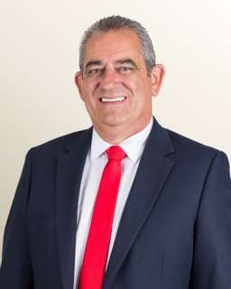Dean Burt