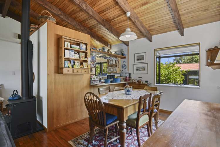 68 Bishop Road Parapara_8