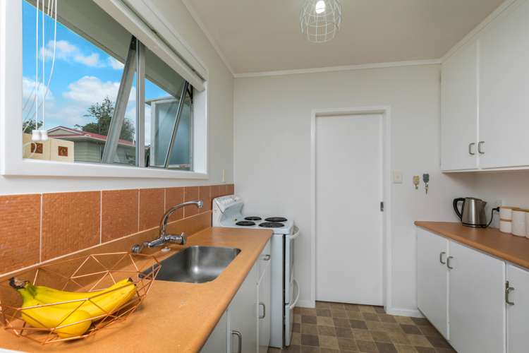 2/13 Talavera Place Te Atatu South_8