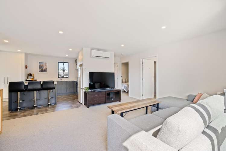 2/19 Tensing Place Sockburn_9