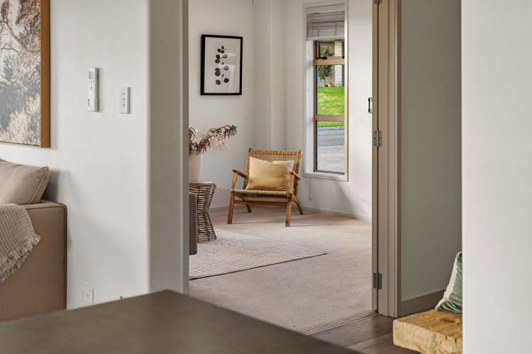 8 Bathurst Crescent Pyes Pa_7