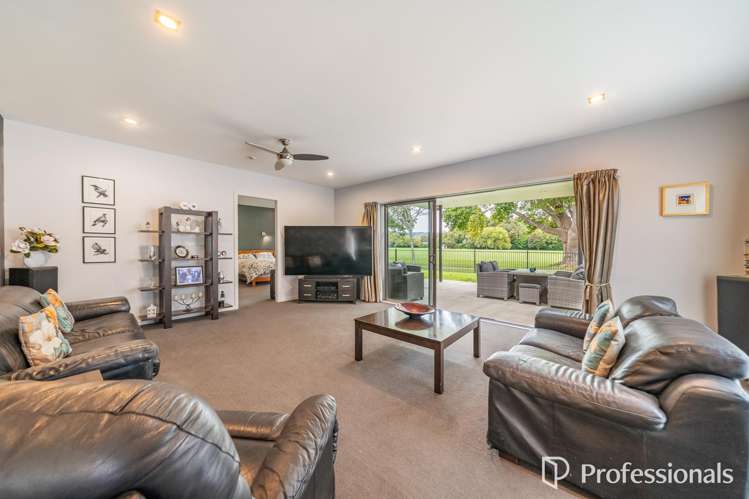 18 Parkwood Grove Trentham_9