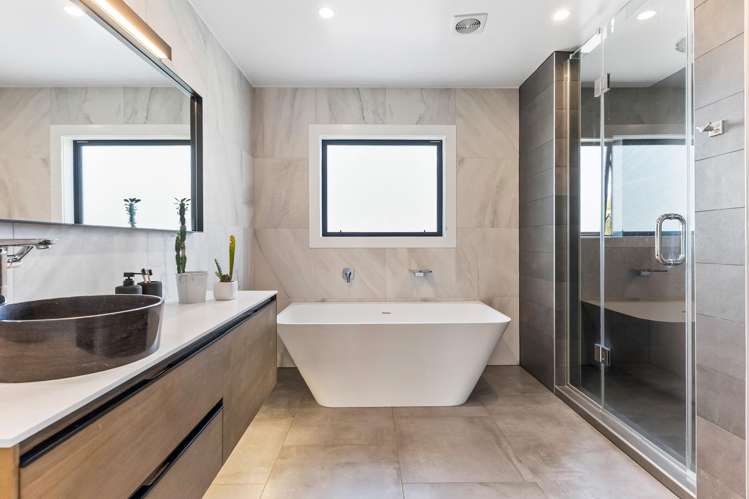 236 Vipond Road Stanmore Bay_23