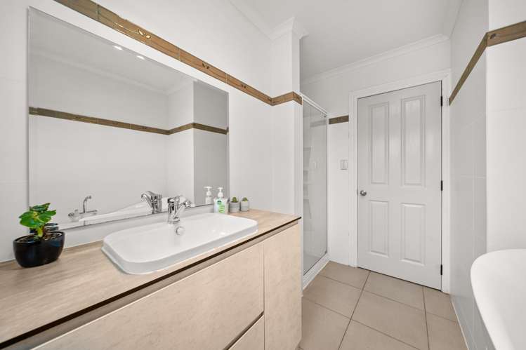 38 Portland Road Carterton_18