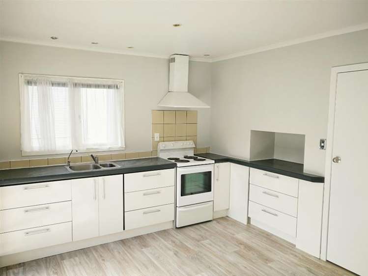 216 Te Atatu Road Te Atatu South_9