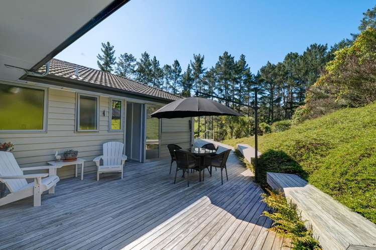 45 Manuka Grove Helensville_20