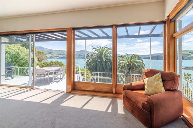 213 Beach Road Akaroa_4