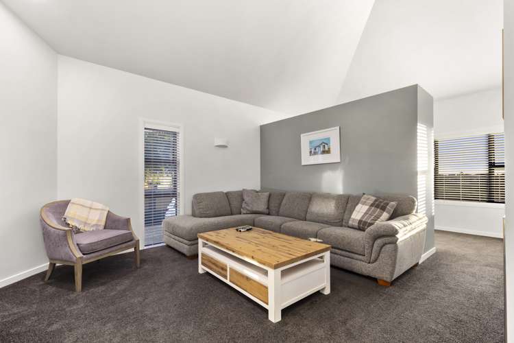 2/285 Bleakhouse Road Eastern Beach_23