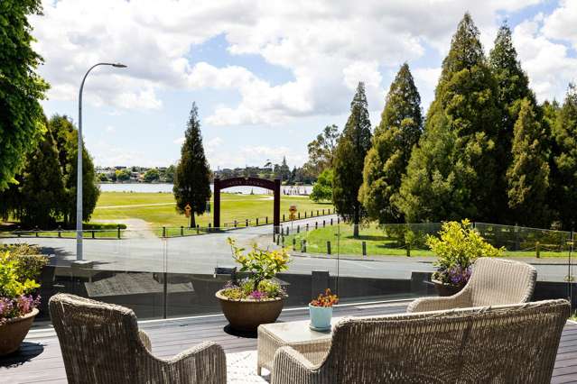 163 Lake Crescent Hamilton Lake_1