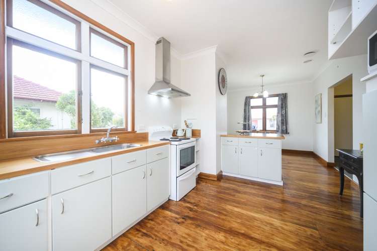 23 St Johns Avenue 10930_2