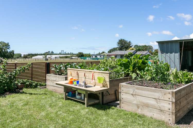 81 Tollemache Road Longlands_12
