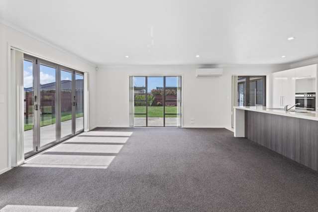 30 West Thompson Street Leamington_2