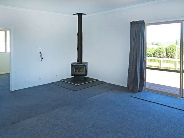 80 Salcombe Street Kaitangata_6