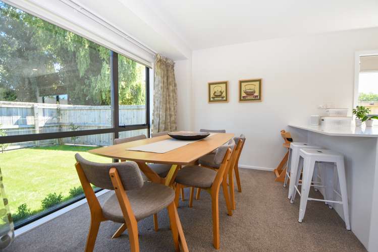 87 Ashmore Park Road Carterton_7