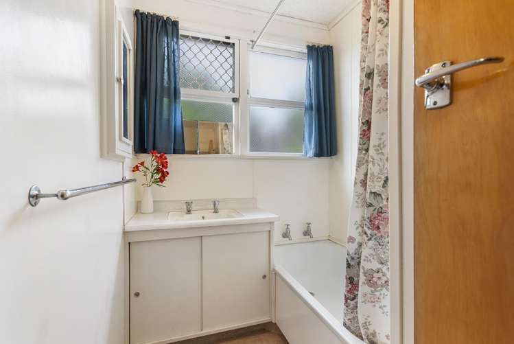 2/41 Gloucester Road Manurewa_10