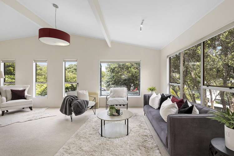 12 Florio Terrace Tawa_5