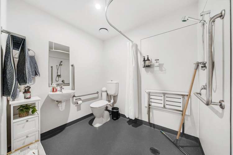 8/4 Rawiri Place Hobsonville_9