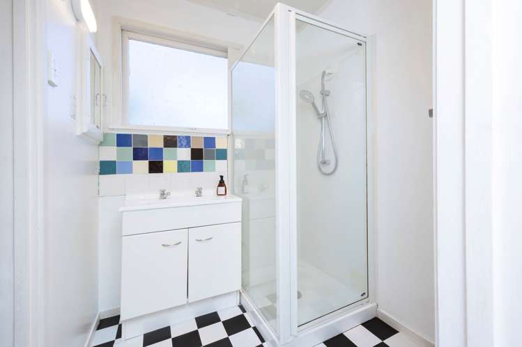 10 Scotstoun Place Glen Eden_15