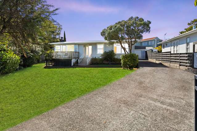 30 Sunray Avenue Titirangi_1
