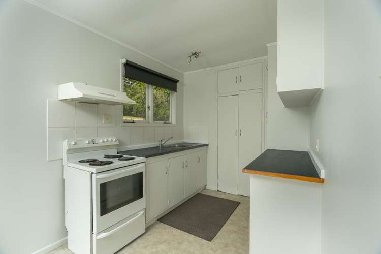 16 Willow Place Horahora_10