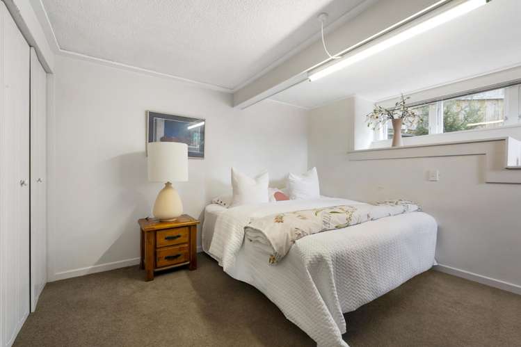 5 Budock Road Hillsborough_14