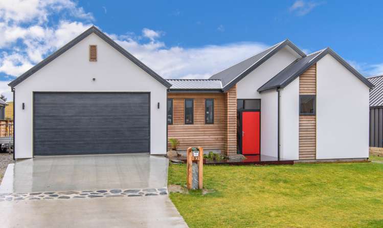 83 Infinity Drive Wanaka_17