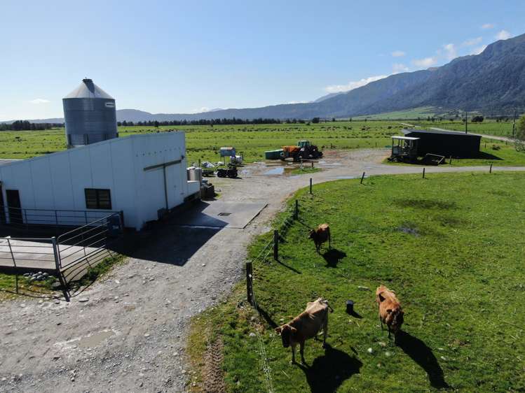 117 Burrough Road Whataroa_5