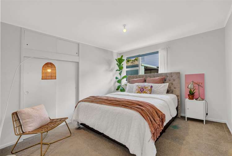 63 Weatherly Road Torbay_11