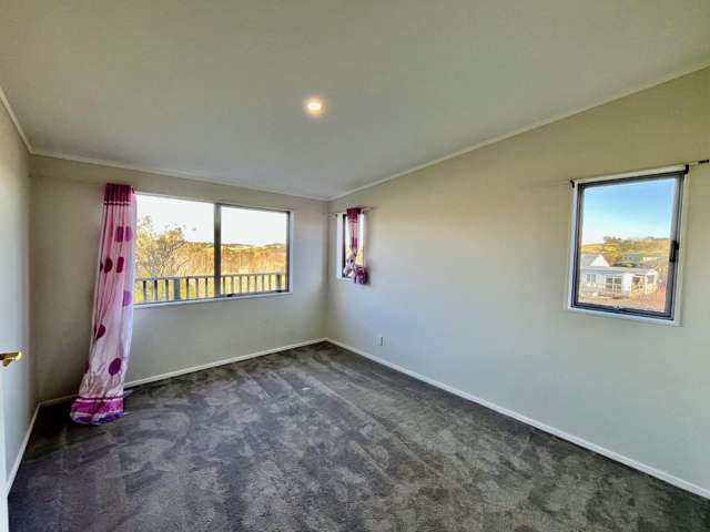 42A Spur Road Silverdale_3