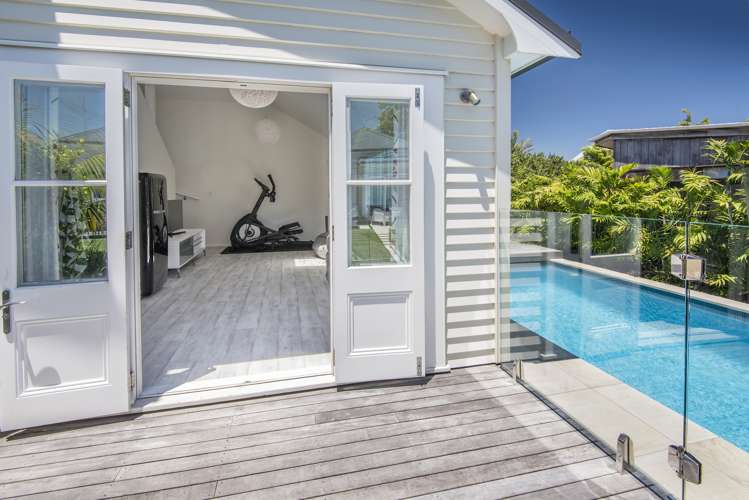 25 Mozeley Avenue Devonport_9