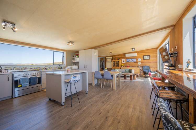 31 Highview Heights Waikerikeri_5