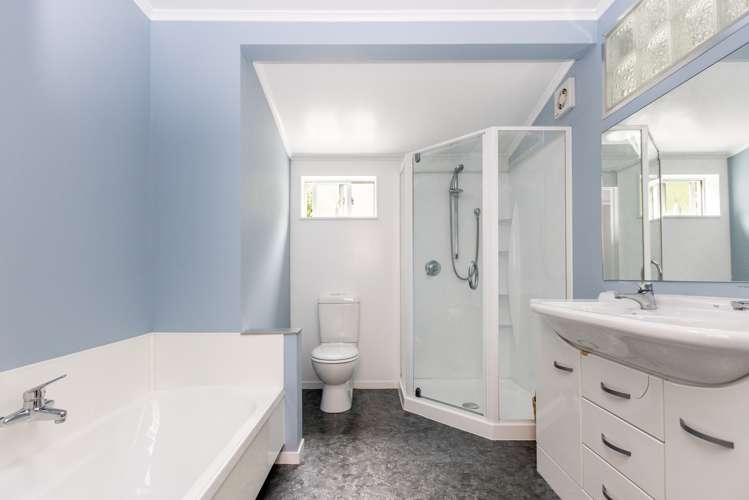 14 Priestley Road Bluff Hill_11