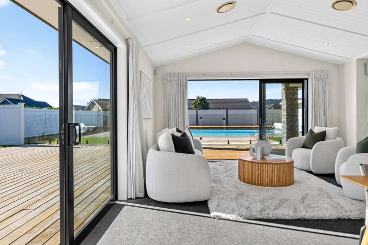 34 Alan Livingston Drive Cambridge_15