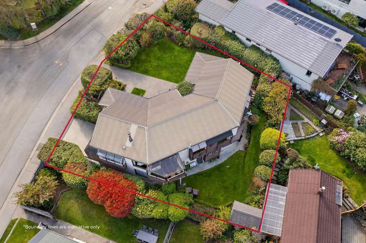 9 Greenstone Place Fernhill/Sunshine Bay_16