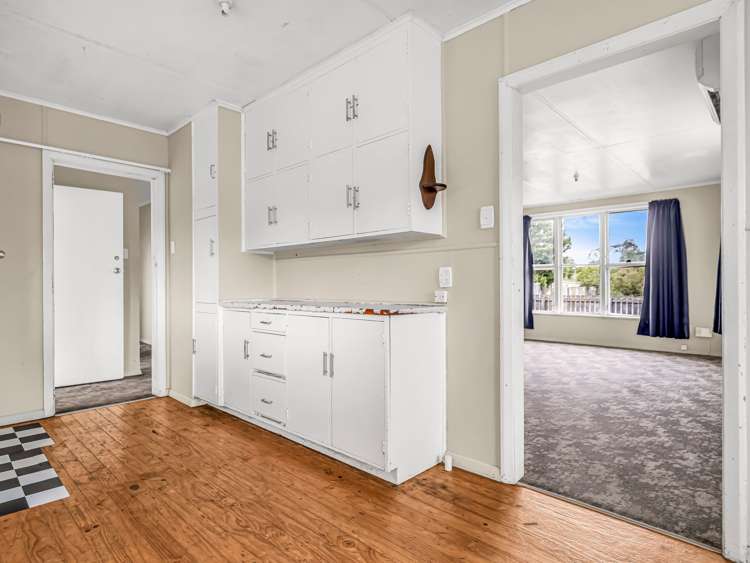 12 & 12a Bellingham Crescent Fordlands_7