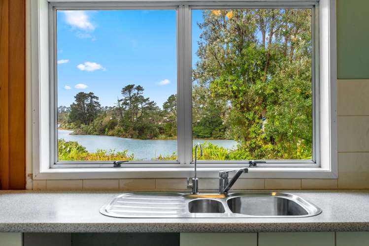 113 Sandspit Road Waiuku_12