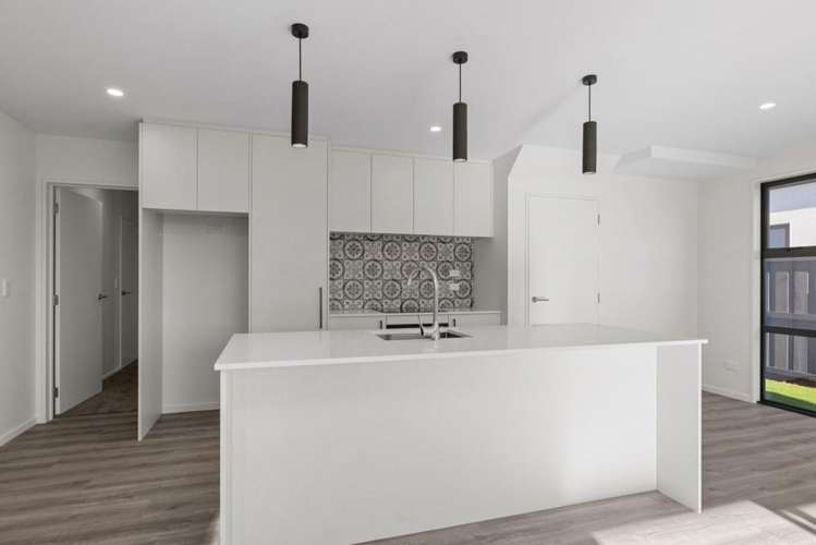 355 Trices Road_1