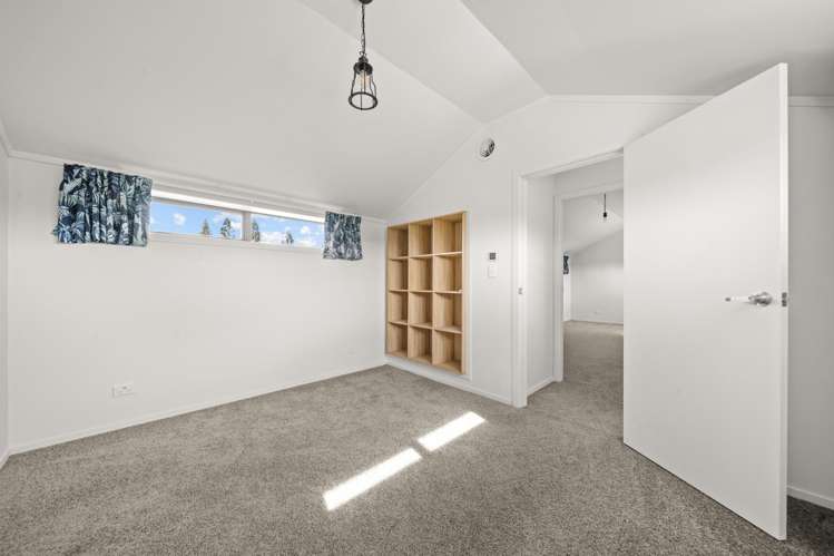 353 Hughes Line Carterton_12