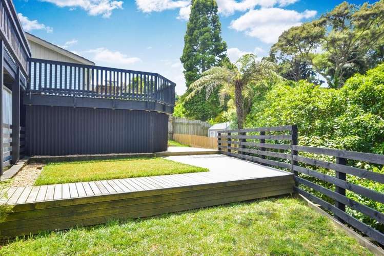22 Rimutaka Place Titirangi_16
