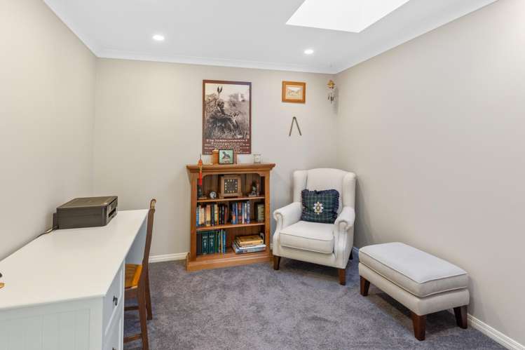 14 Nugget Grove Raumati Beach_20