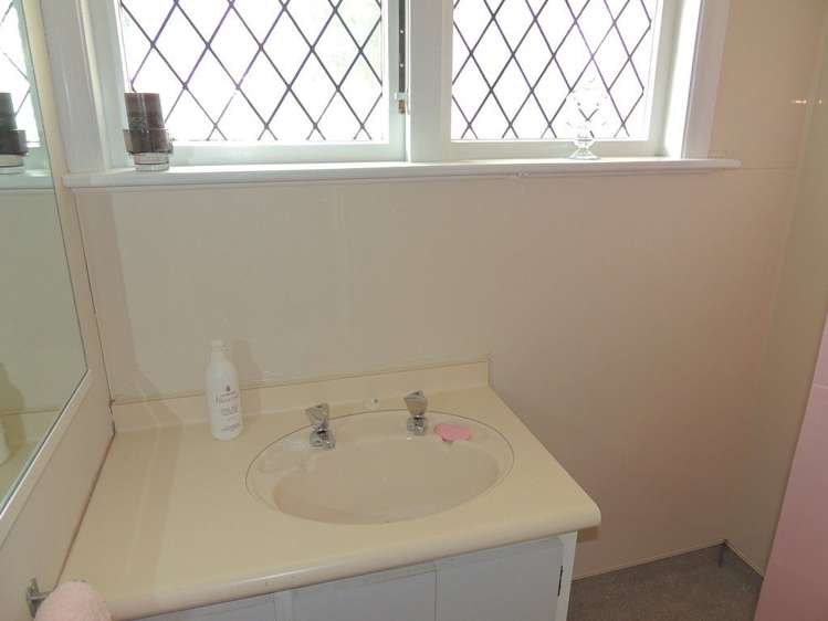 166 High Street Solway_12