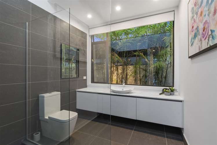 2/7 Northumberland Avenue Hauraki_14