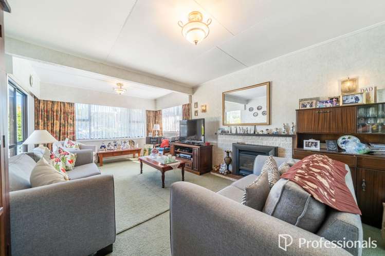 34 Wellington Road Wainuiomata_8