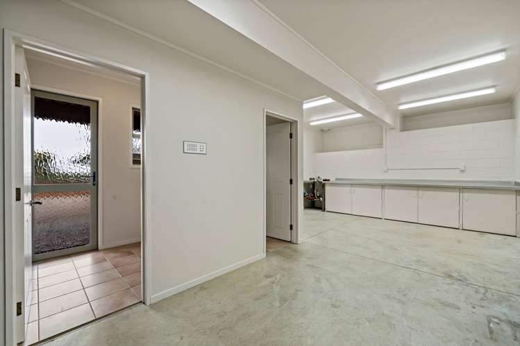 8 Lilac Grove Hillsborough_30