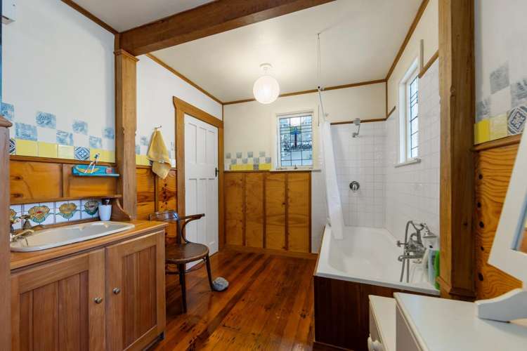 36 Park Terrace Lyttelton_14