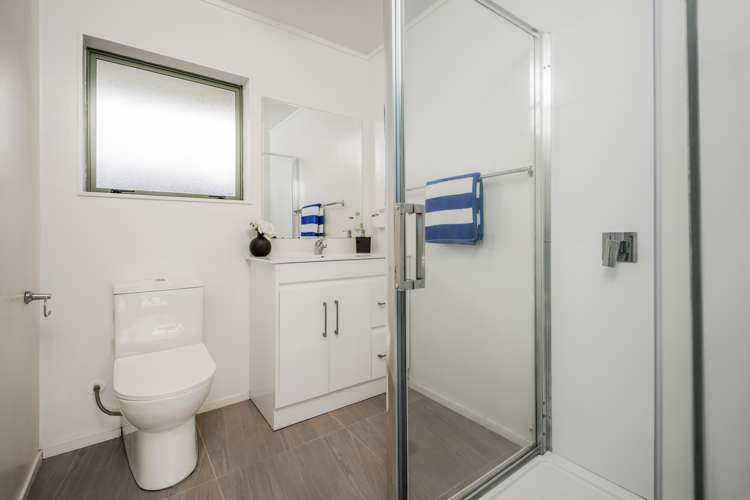 100c Browns Road Manurewa_11